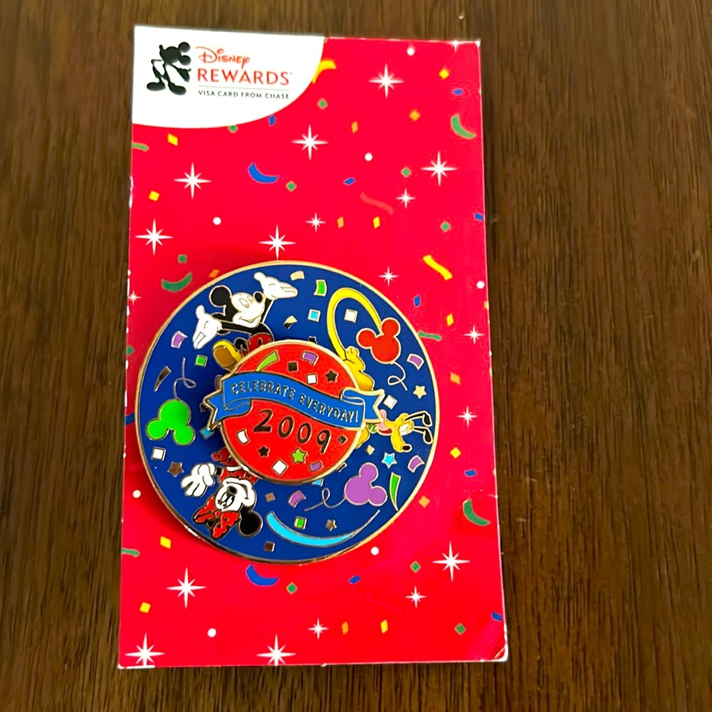 Disney Rewards Chase Credit Card Pin